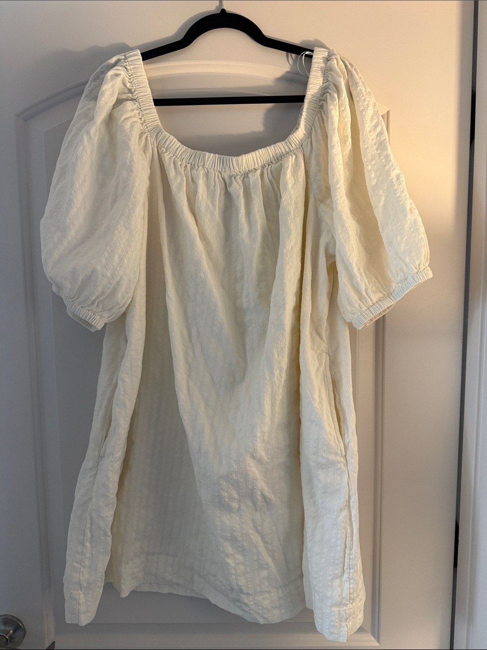 Old Navy Cream Off-White Puff Sleeve Mini Dress